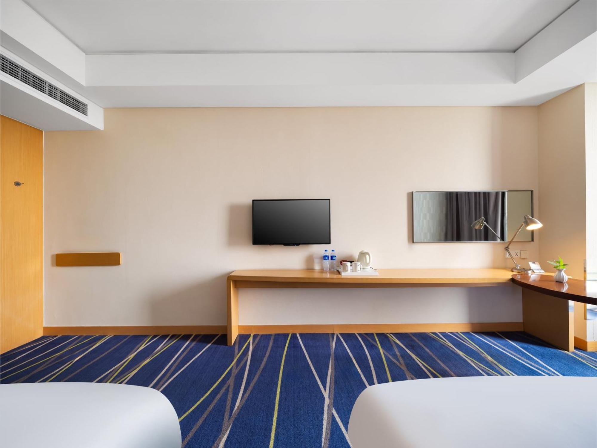 Holiday Inn Express Zhengzhou Airport By Ihg Xinzheng  Екстер'єр фото