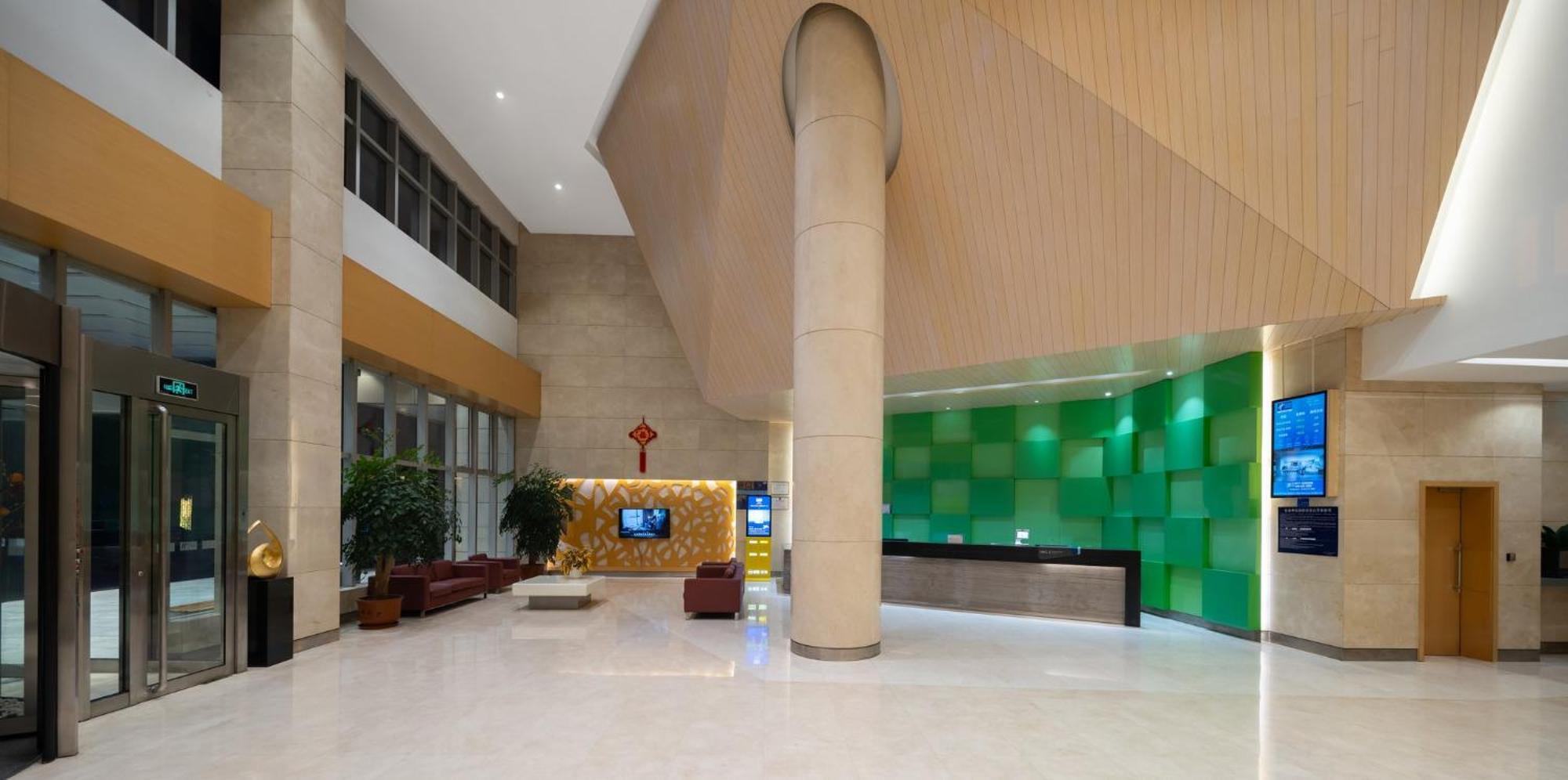 Holiday Inn Express Zhengzhou Airport By Ihg Xinzheng  Екстер'єр фото